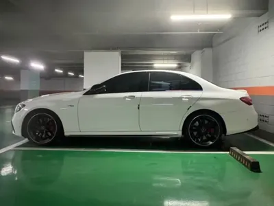 Mercedes-Benz E-Class 2023, 55693 км, за 76400000 KRW - фото 2