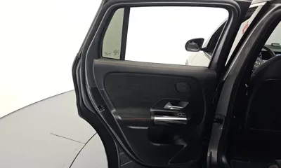 Mercedes-Benz EQA 2022, 49132 км, за 32500000 KRW - фото 25