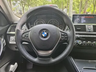BMW 3 Series 2017, 122000 км, за 66000 CNY - фото 9