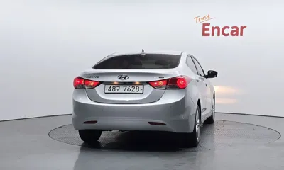 Hyundai Avante 2013, 131728 км, за 4300000 KRW