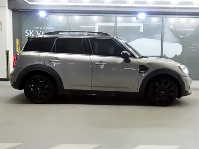 MINI Countryman 2018, 104727 км, за 12490000 KRW