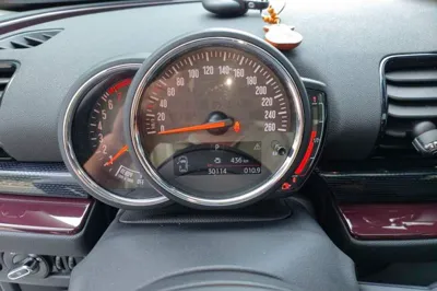 MINI Clubman 2018, 30100 км, за 100930.02 CNY - фото 8