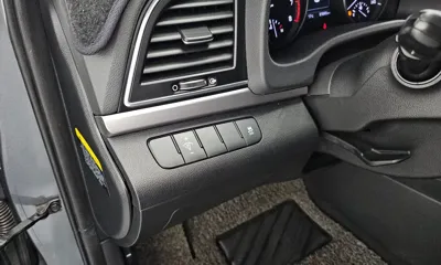 Hyundai Avante 2017, 81645 км, за 9900000 KRW - фото 18