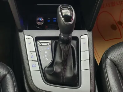 Hyundai Avante 2016, 77948 км, за 9800000 KRW - фото 9