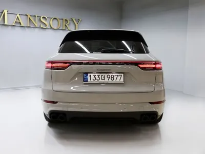 Porsche Cayenne 2023, 45600 км, за 98300000 KRW