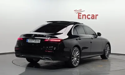 Mercedes-Benz E-Class 2021, 73076 км, за 39500000 KRW - фото 2
