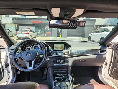 Mercedes-Benz E-Class 2014, 237588 км, за 8900000 KRW - фото 12