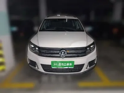 Volkswagen Tiguan 2015, 144100 км, за 32800 CNY