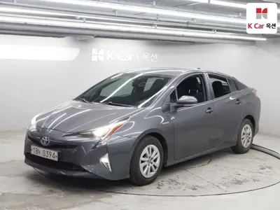 Toyota Prius 2017, 159000 км, за 9550000 KRW