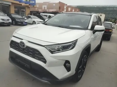 Toyota RAV4 · 2020 год