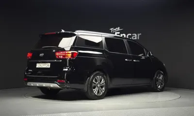 Kia Canival 2020, 24107 км, за 17000000 KRW