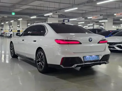 BMW i7 2024, 61000 км, за 108750000 KRW - фото 6