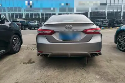 Toyota Camry 2021, 81000 км, за 113285.66 CNY - фото 6