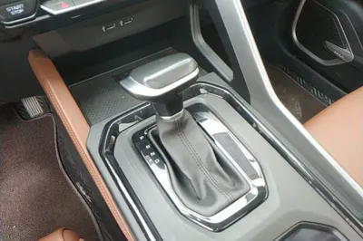Geely Auto Vision X6 2021, 56900 км, за 65600.4 CNY - фото 16