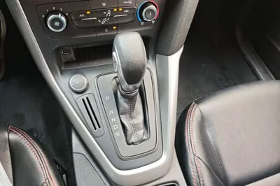 Ford Focus 2017, 82800 км, за 39798.1 CNY - фото 16