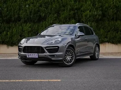 Porsche Cayenne · 2012 год