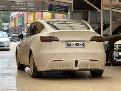 Tesla Model Y 2022, 60000 км, за 143800 CNY - фото 4