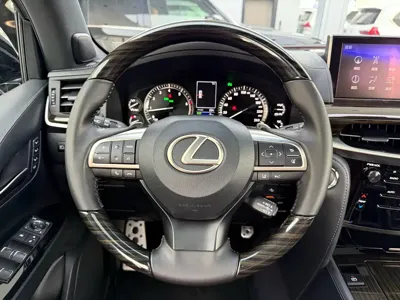 Lexus LX 2019, 88000 км, за 1269800 CNY - фото 7