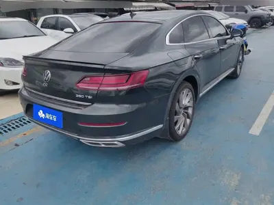 Volkswagen CC 2022, 95200 км, за 108000 CNY