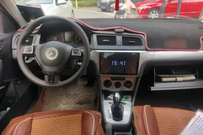 Volkswagen Lavida 2013, 73800 км, за 33469.23 CNY - фото 9