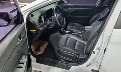 Hyundai Avante 2018, 159733 км, за 7900000 KRW - фото 10