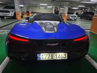 McLaren Artura 2023, 8863 км, за 216000000 KRW