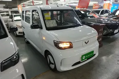 Wuling Zhiguang New Energy 2025, 100 км, за 54896.05 CNY - фото 16
