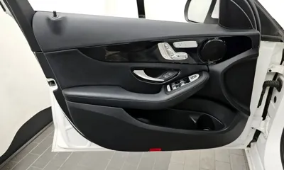 Mercedes-Benz C-Class 2018, 118640 км, за 14500000 KRW - фото 24