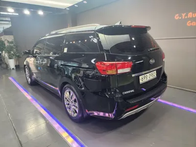 Kia Canival 2016, 186658 км, за 7900000 KRW - фото 5