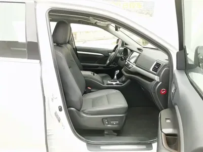 Toyota Highlander 2019, 88699 км, за 111800 CNY - фото 23