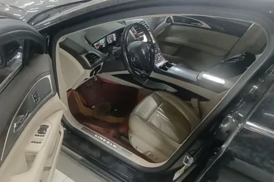 Lincoln MKZ 2018, 82300 км, за 69570.42 CNY - фото 18