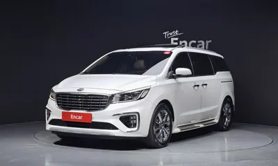 Kia Canival · 2019 год