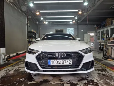 Audi A7 · 2020 год