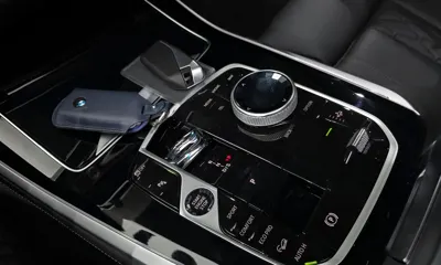 BMW X5 2025, 7033 км, за 112400000 KRW - фото 9
