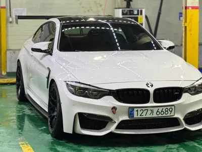 BMW M4 2018, 82000 км, за 50000000 KRW