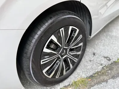 Wuling 星光730新能源 2025, 4000 км, за 96800 CNY - фото 28