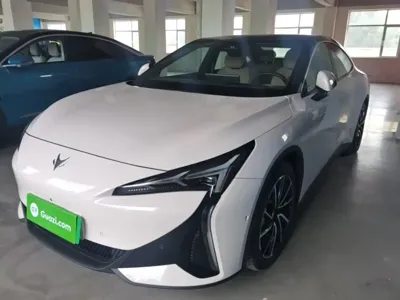 Arcfox Alpha S5 · 2024 год