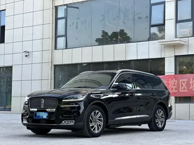 Lincoln Aviator · 2021 год