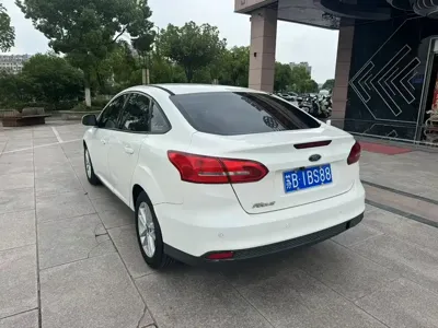 Ford Focus 2015, 100000 км, за 16800 CNY