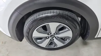 Kia Niro 2021, 123903 км, за 16300000 KRW - фото 5