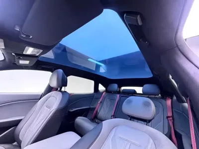 Zeekr 极氪007GT 2025, 15800 км, за 168800 CNY - фото 12