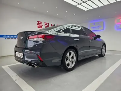 Hyundai Sonata 2018, 88902 км, за 13700000 KRW