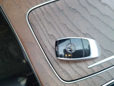 Mercedes-Benz E-Class 2018, 104600 км, за 163409.59 CNY - фото 17