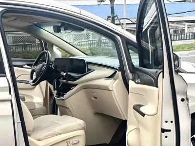 Buick GL8 2022, 101000 км, за 159800 CNY - фото 9