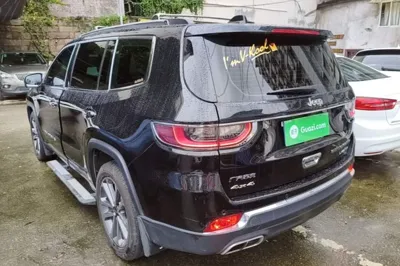 Jeep Grand Commander 2018, 121199 км, за 78714.43 CNY