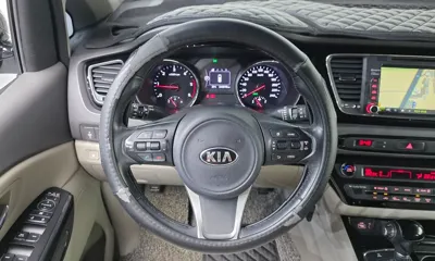 Kia Canival 2016, 154678 км, за 9800000 KRW - фото 14