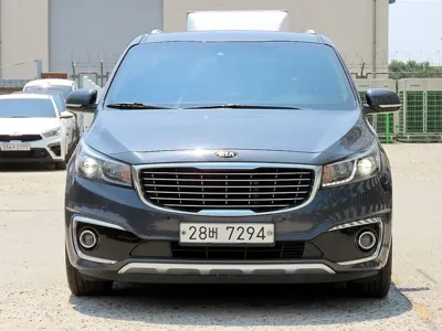 Kia Canival · 2018 год