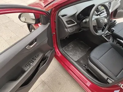 Hyundai Verna RV 2018, 68500 км, за 18100 CNY - фото 16