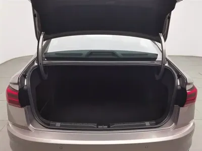Volkswagen Bora 2021, 81600 км, за 41900 CNY - фото 16