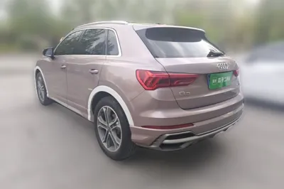 Audi Q3 2023, 36300 км, за 160216.83 CNY